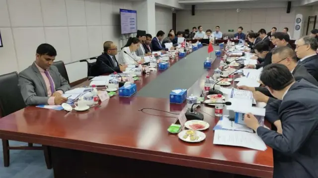 नेपाल चीन रेल