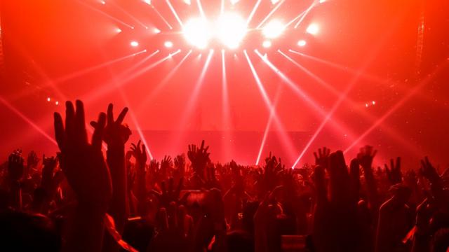 Vultosloteria federal 2024braços erguidosloteria federal 2024pistaloteria federal 2024dança