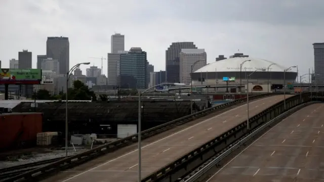 العاصفة باري