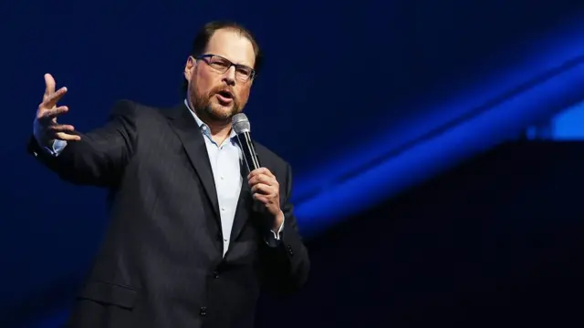 Миллиардер Марк Бениофф бойлар кўпроқ солиқ тўлаши керак, демоқда.