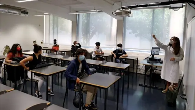 Студенты