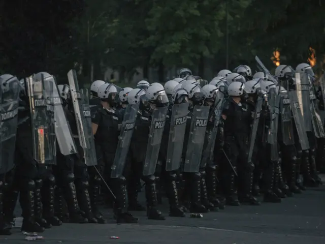protest beograd policija