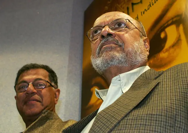 ગિરીશ કર્નાડ - શ્યામ બેનેગલ