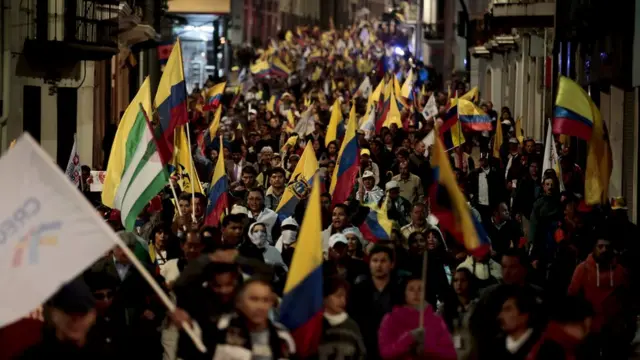 Manifestantes opositores en Quito.
