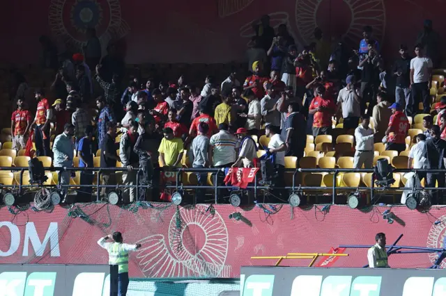 spectators