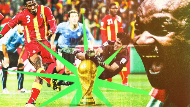 Un graphique composite coloré montre à gauche Asamoah Gyan en tenue rouge et jaune du Ghana en train de tirer un penalty du pied droit contre l'Uruguay lors de la Coupe du monde 2010, au centre le gardien marocain Yassine Bounou plongeant vers le trophée de la Coupe du monde comme s'il s'agissait d'un ballon de football à arrêter, et sur le côté droit, une photo rapprochée du visage de l'attaquant camerounais Roger Milla alors qu'il ouvre grand la bouche en signe de fête. Une étoile verte épineuse à huit branches rayonne derrière le trophée de la Coupe du monde tandis que l'ensemble de l'image est traité avec un filtre vintage