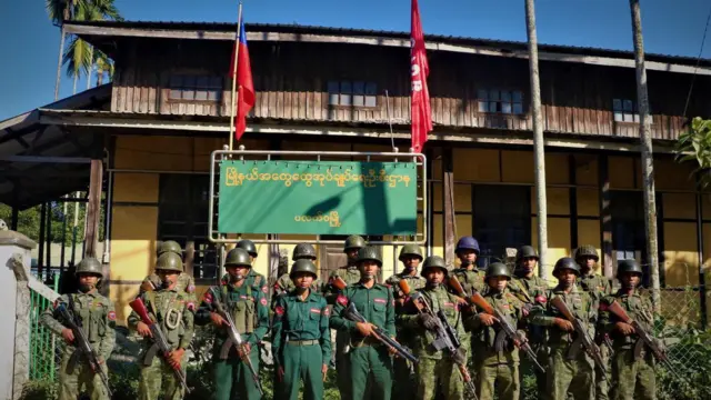 ပလက်ဝမြို့ကို အေအေ ကသိမ်းပိုက်ထိန်းချုပ် 