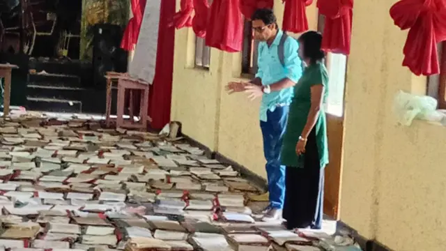 හානියට පත්ව ඇති ලේඛන අධිශීතකරණ ගත කර සංරක්ෂණය කිරීමට තවමත් හැකියාව පවතින අතර, සංරක්ෂණ කිරීමට කටයුතු ප්රමාදයට පත් වී පුස් බැඳුණහොත් ඉන් බේරාගැනීමට දැඩි පරිශ්රමයක් දැරීමට සිදුවන බවට ජාතික ලේඛනාරක්ෂක දෙපාර්තුමේන්තුවේ අධ්යක්ෂ ජනරාල්වරිය අනතුරු ඇඟවුවාය.