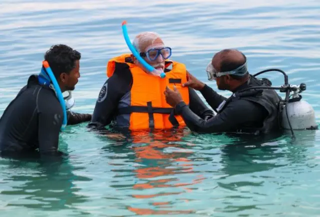 लक्षद्वीप में पीएम मोदी