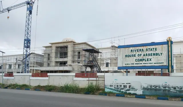 Reconstruction of di Rivers State House of Assembly complex 
