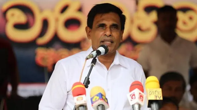 பாதுகாப்பு அமைச்சர் ஆனந்த விஜேபால 