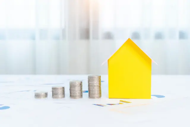 চাকরি শেষে অবসরকালীন সুবিধা সবাই চায়। 