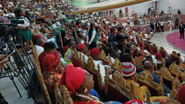 Ndị bịara ọgbakọ ahụ