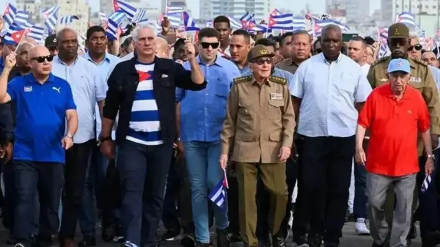 Dacwadaha ka dhanka ah Raúl Castro, oo ka dhashay dhacdo 1996-kii oo diyaaradaha militariga ee Cuba ay ku soo rideen laba diyaaradood oo rayid ah, ayaa isla markiiba dhaliyay warar sheegaya in ciidamada Mareykanka ay bilaabi karaan howlgal lagu qabanayo oo lagu hor geynayo maxkamad ku taal Mareykanka.
