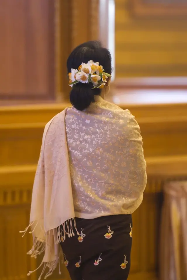 ဒေါ်အောင်ဆန်းစုကြည်