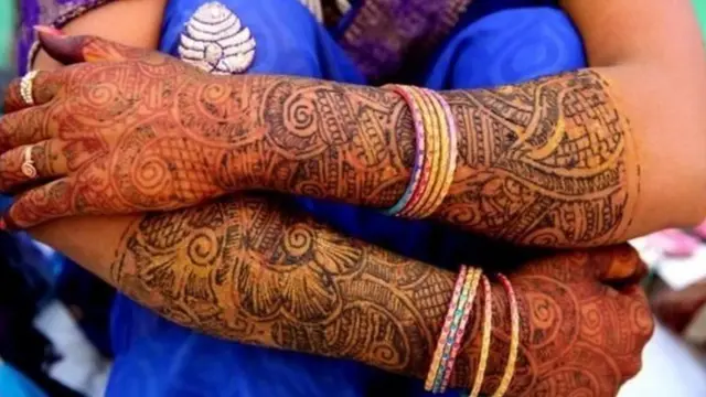 महिलाएं