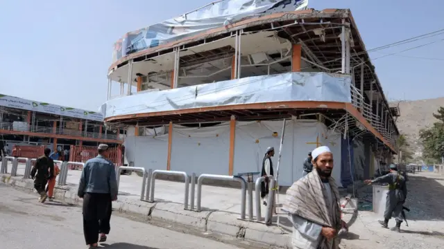 কাবুলে বোমা হামলায় বিধ্বস্ত ভারতের দূতাবাস