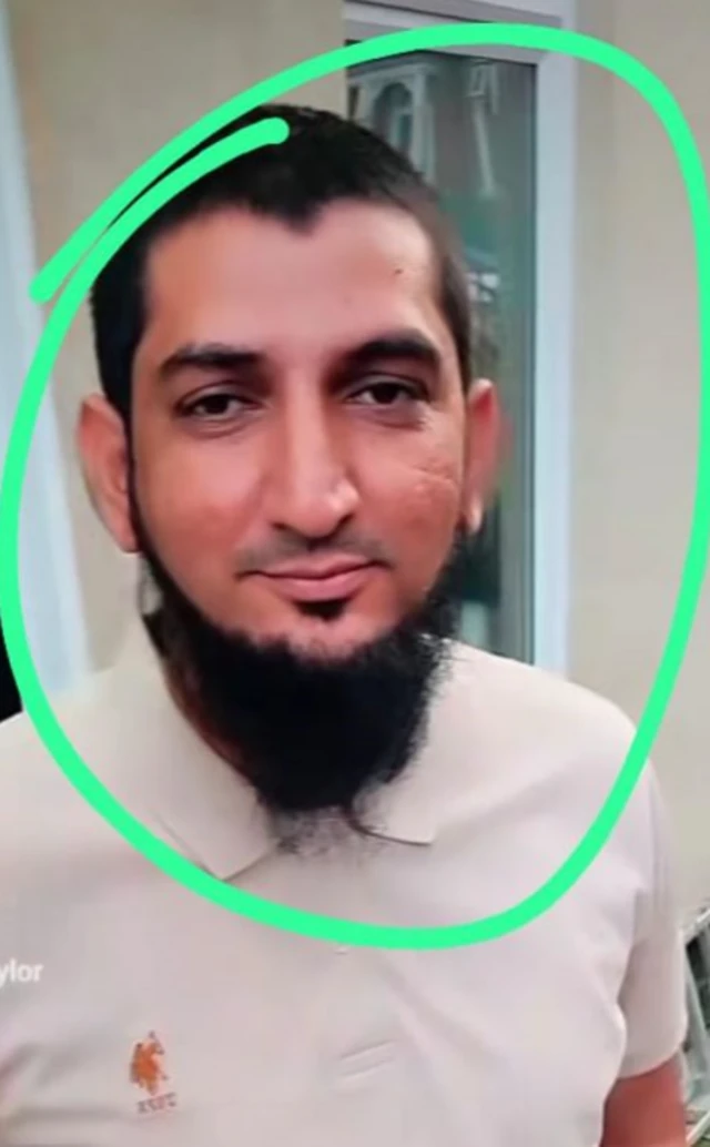 બીબીસી ગુજરાતી ભરુચ પોલીસ ગુજરાત બનાવટી વિઝા કૌભાંડ યુકે લગ્ન બોગસ લગ્ન નકલી લગ્ન નકલી દસ્તાવેજ છૂટાછેડા નકલી ઍડ્વોકેટ વકીલ ઇંગ્લૅન્ડ કૅનેડા ગુજરાત ભરુચ