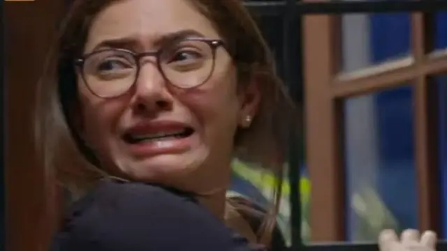 ماہرہ خان مہرین کے کردار میں