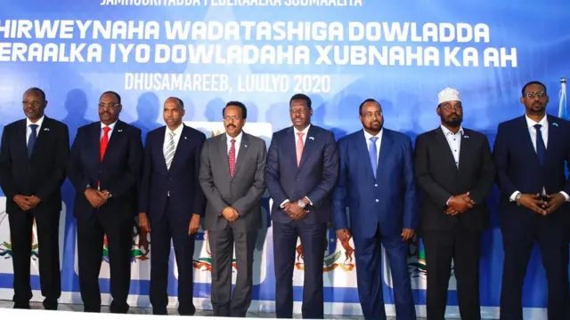 Shirka Dhuusamareeb madaxdii ka qeybgashay