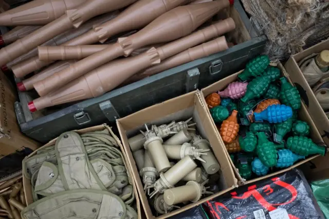 प्लास्टिक के खिलौने