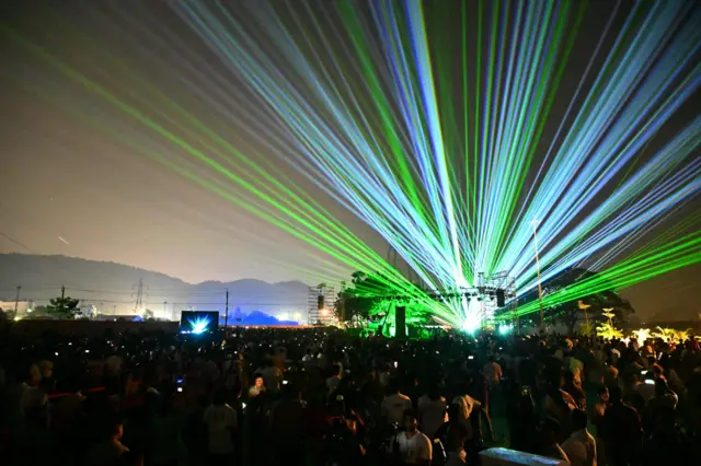 అమరావతి, చంద్రబాబు, డ్రోన్ షో, విజయవాడ, పున్నమీ ఘాట్, రామ్మోహన్ నాయుడు, భారతదేశం