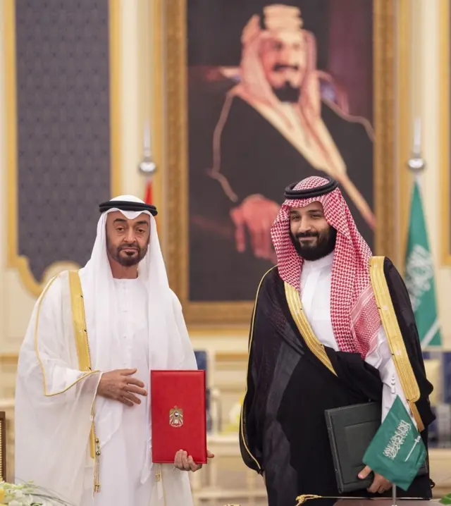 Ilma mootii Sa'udii Mohaammad Bin Salmaan (mirgaa) fi Pirezidantii UAE Sheek Mohaammad bin Zayeed al Naahiyaan (bitaa)