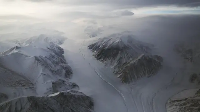 Montanhas nevadas