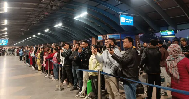 त्रिभुवन अन्तर्राष्ट्रिय विमानस्थलमा यात्रुका आफन्त