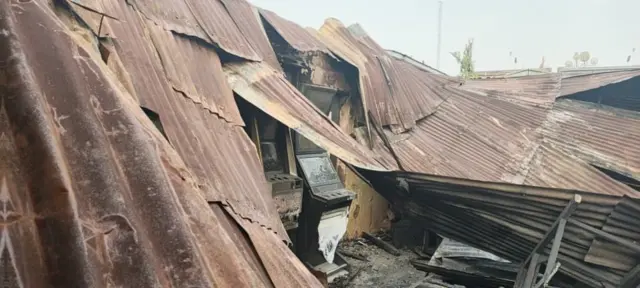 Àwòrán páànù ilé ìtùra tó jó