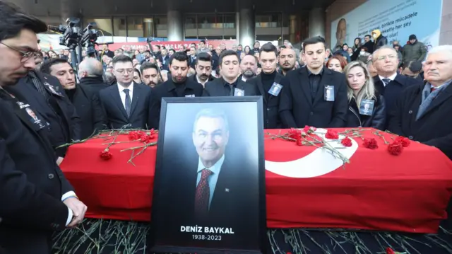 Baykal cenaze