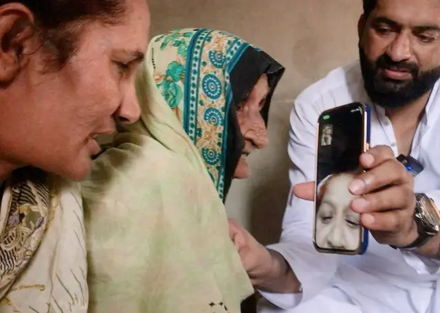 Retrouvailles d'une famille