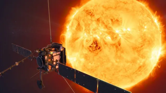 Solar Orbiter heading towards the Sun