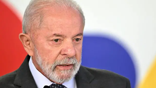 Lula fala em coletiva