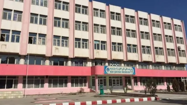 د مزار شریف دوو ښوونځیو کې نژدې ۶۰۰ زده کونکي زده کړه کوي