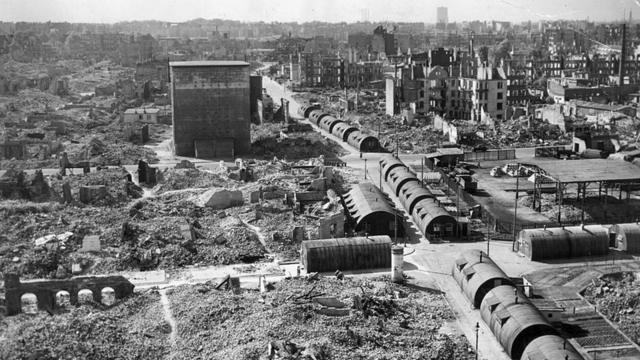 Hambourg, photographiée après la guerre