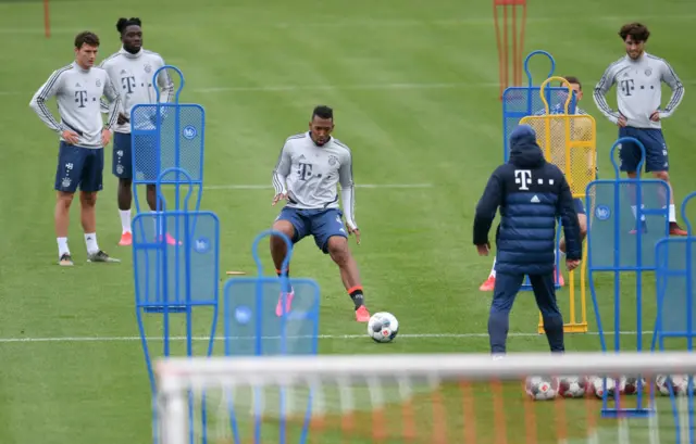 Bayern Munich là một trong số những câu lạc bộ Bundesliga gần đây đã trở lại tập luyện