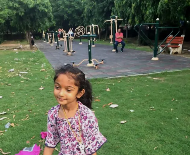 கடந்த சில மாதங்களாக அங்கு ஒரு திறந்தவெளி உடற்பயிற்சிக் கூடம் செயல்படுகிறது.