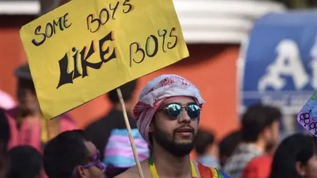 समलिंगी