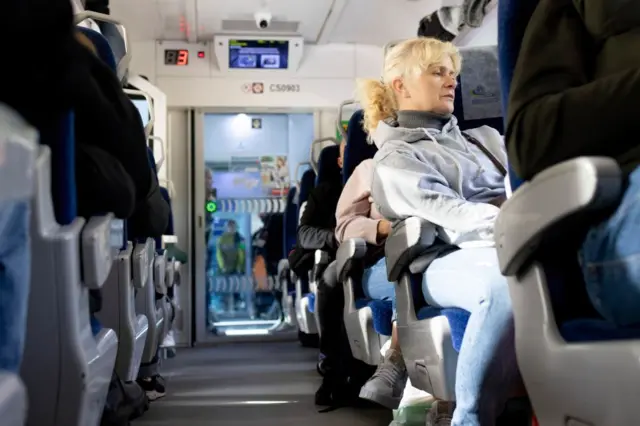 Вагон Інтерсіті зсередини