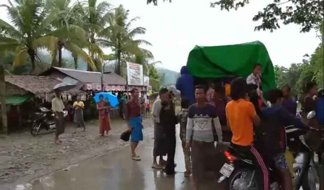 ရန်ကုန်-စစ်တွေအဝေးပြေးလမ်းမ ပုဏ္ဏားကျွန်း-ကျောက်တော်လမ်းပိုင်းမှာ တိုက်ပွဲဖြစ်