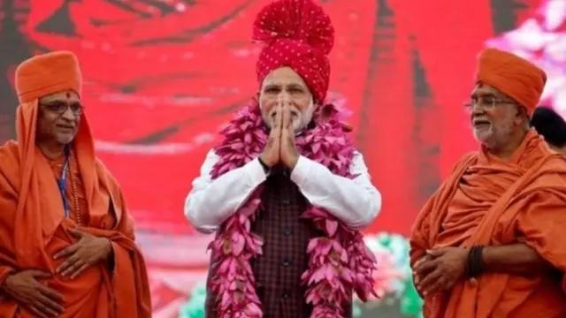 नरेंद्र मोदी