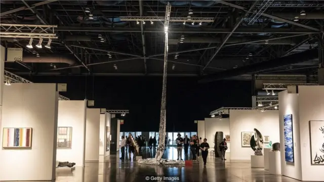 在西雅圖藝術博覽會上展出的軌道反射器，原本是要成為世界上第一個太空「雕塑」。(Credit: Getty Images)