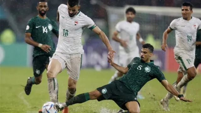 كأس الخليج 25: العراق يفوز على السعودية بهدفين وعمان تخطف فوزا صعبا من  اليمن - BBC News عربي