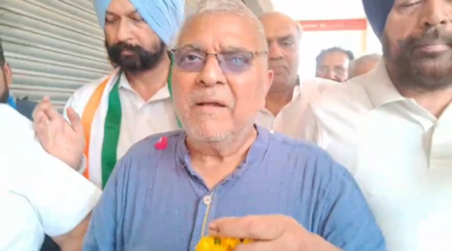 ਧਰਮਵੀਰ ਗਾਂਧੀ 