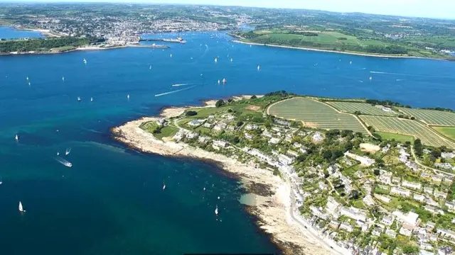 फॉलमाउथ खाड़ी, ब्रिटेन