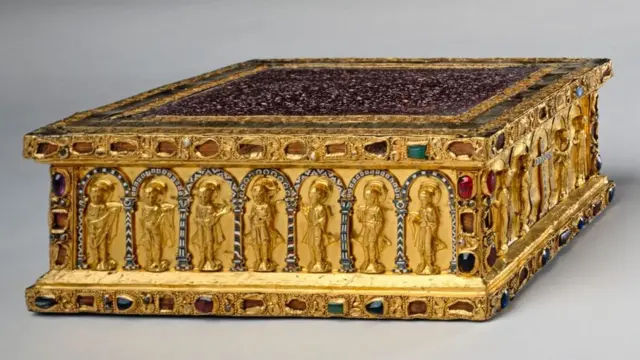 Часть "сокровища Вельфов"