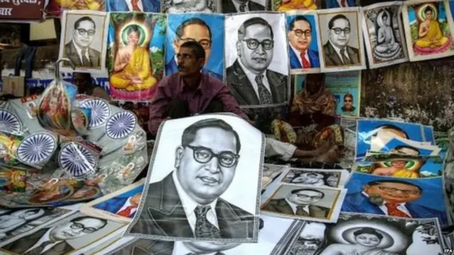 ડૉ. ભીમરાવ આંબેડકરની તસવીરો વેચતો વેપારી