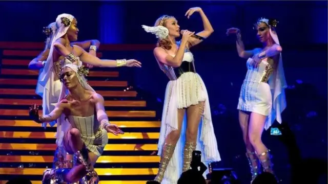 کائلی مینوگ