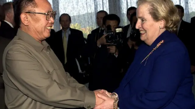 2000년 10월 매들린 올브라이트 당시 국무장관과 김정일 국방위원장의 만남이 이뤄졌다